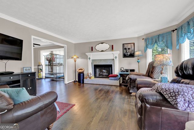382 Charleston Lane, Lawrenceville, GA 30046