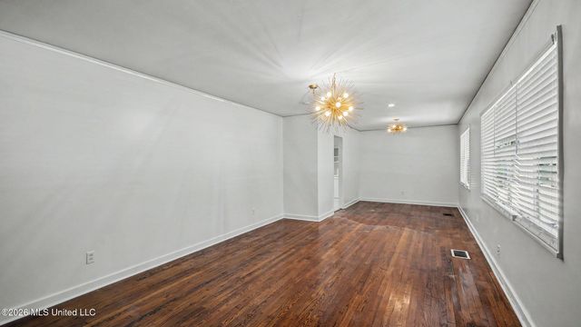 5473 Pine Lane Drive, Jackson, MS 39211