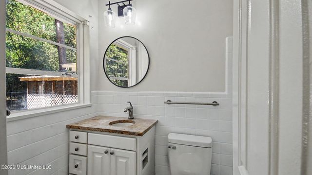 5473 Pine Lane Drive, Jackson, MS 39211