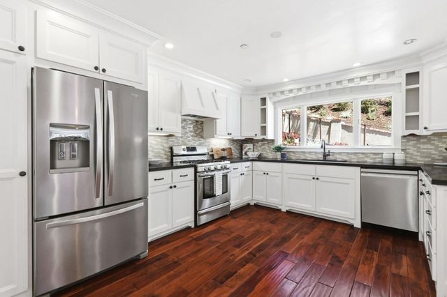 1050 Merner Road, Hillsborough, CA 94010