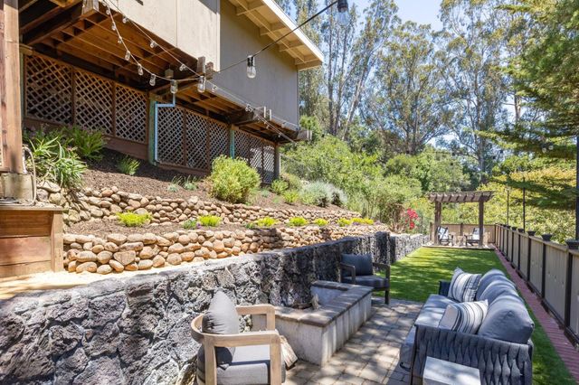 1050 Merner Road, Hillsborough, CA 94010