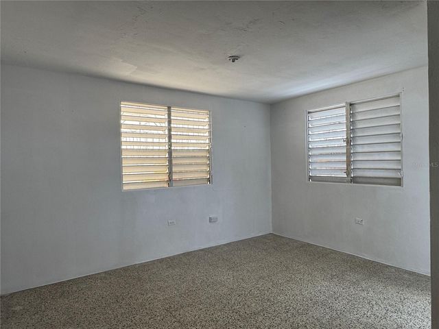 121 CALLE HERMANDAD INTERIOR, Guaynabo, PR 00965
