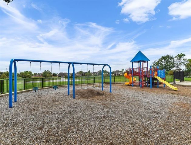 2501 Shady Falls Lane, Pearland, TX 77584