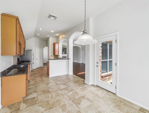 2501 Shady Falls Lane, Pearland, TX 77584