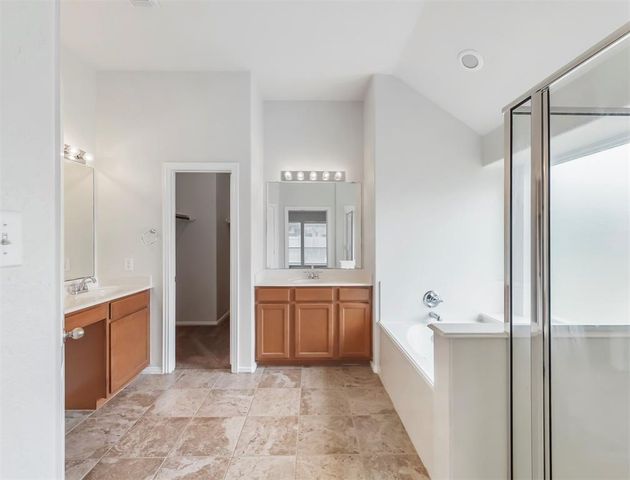 2501 Shady Falls Lane, Pearland, TX 77584