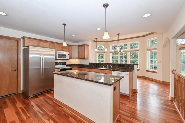 4081 S Fohr DRIVE, New Berlin, WI 53151