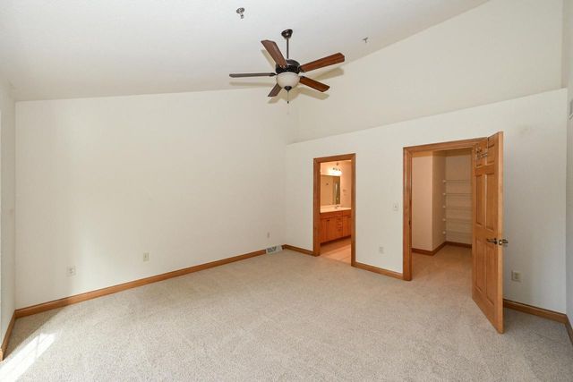 4081 S Fohr DRIVE, New Berlin, WI 53151