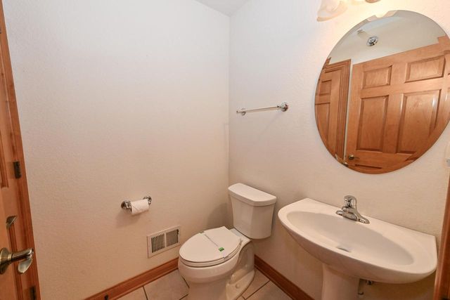 4081 S Fohr DRIVE, New Berlin, WI 53151