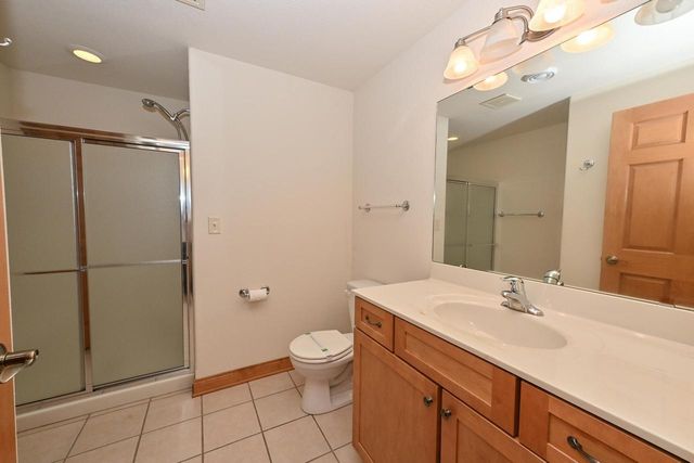 4081 S Fohr DRIVE, New Berlin, WI 53151