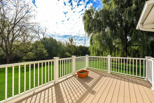 4081 S Fohr DRIVE, New Berlin, WI 53151