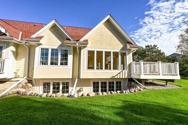 4081 S Fohr DRIVE, New Berlin, WI 53151