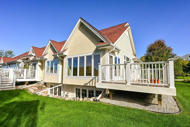 4081 S Fohr DRIVE, New Berlin, WI 53151