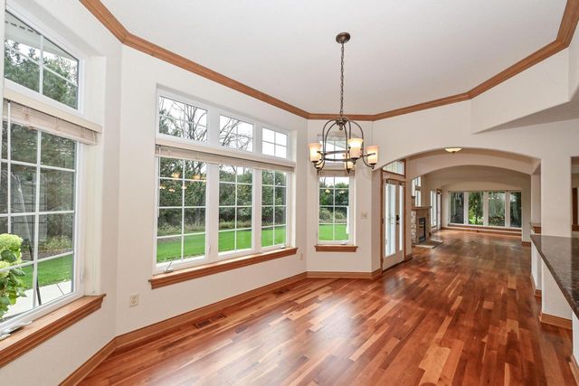 4081 S Fohr DRIVE, New Berlin, WI 53151