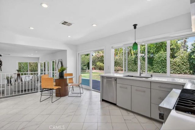 1663 N Yurok, Orange, CA 92867