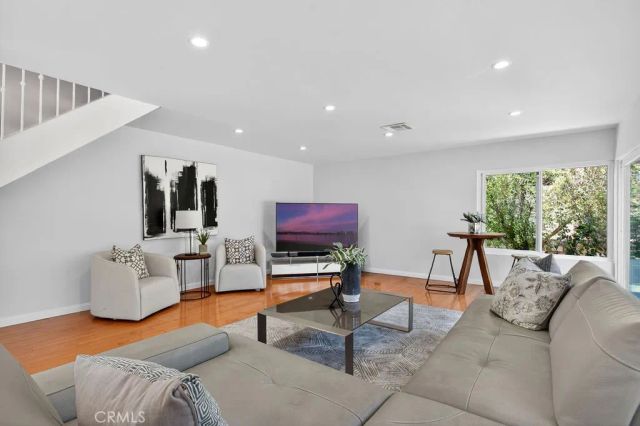 1663 N Yurok, Orange, CA 92867