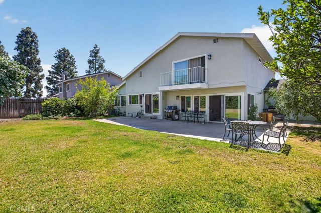 1663 N Yurok, Orange, CA 92867