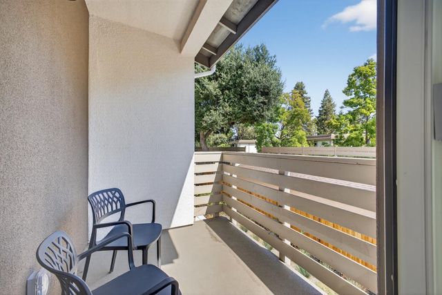 955 Woodside Road, Redwood City, CA 94061