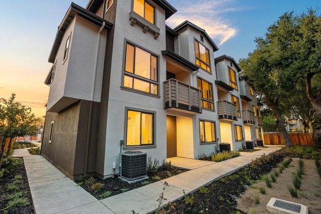 955 Woodside Road, Redwood City, CA 94061