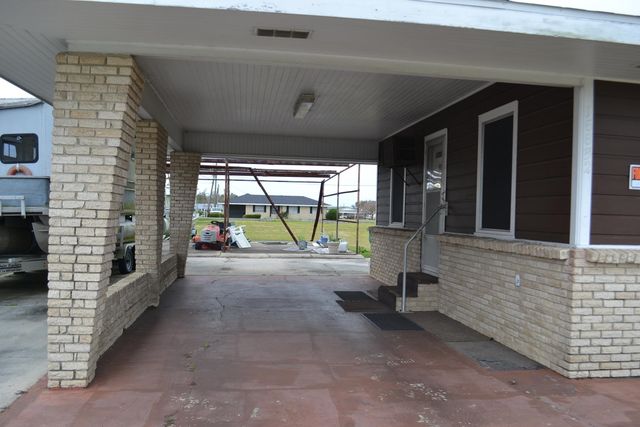 16852 West Main Street, Cut Off, LA 70345