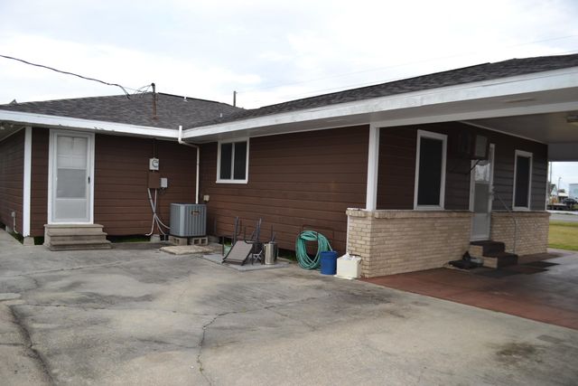 16852 West Main Street, Cut Off, LA 70345