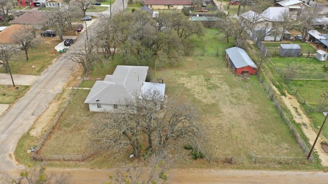 609 E Broadway Street, Stephenville, TX 76401