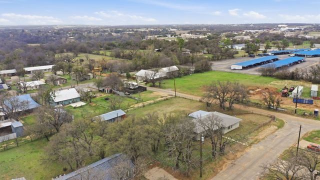 609 E Broadway Street, Stephenville, TX 76401