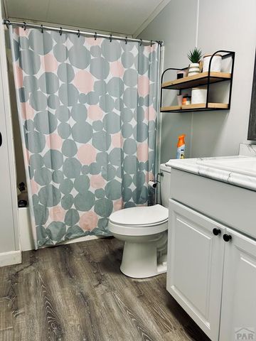 2137 W 20th St, Pueblo, CO 81003