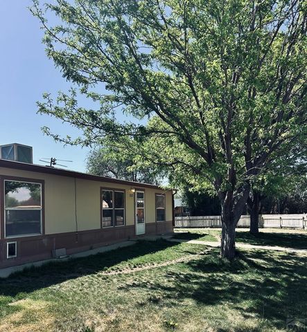 2137 W 20th St, Pueblo, CO 81003