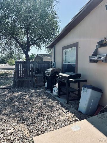 2137 W 20th St, Pueblo, CO 81003