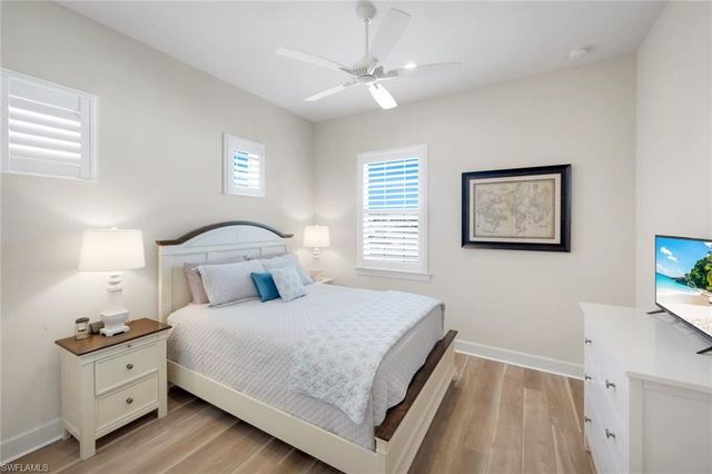 9550 Ironstone TER # 201, Naples, FL 34120