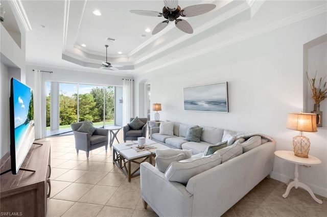 9550 Ironstone TER # 201, Naples, FL 34120