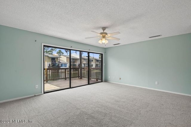 7823 LA SIERRA Court 7823, Jacksonville, FL 32256