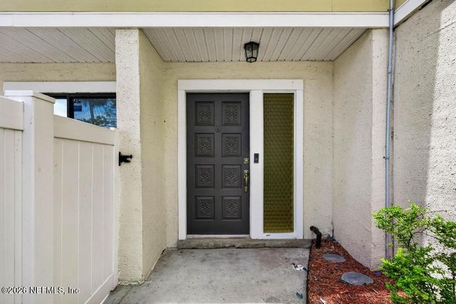 7823 LA SIERRA Court 7823, Jacksonville, FL 32256