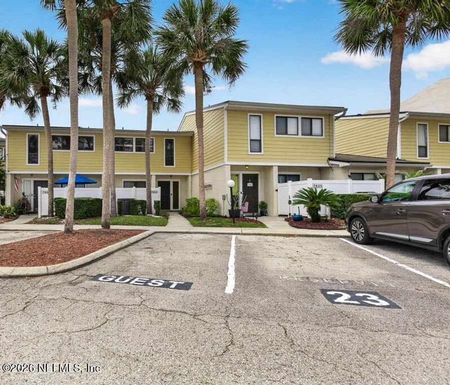 7823 LA SIERRA Court 7823, Jacksonville, FL 32256
