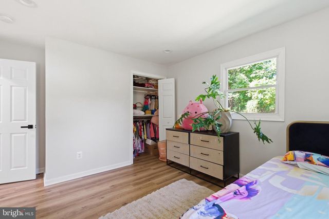8053 ROCKY LN, Warrenton, VA 20187