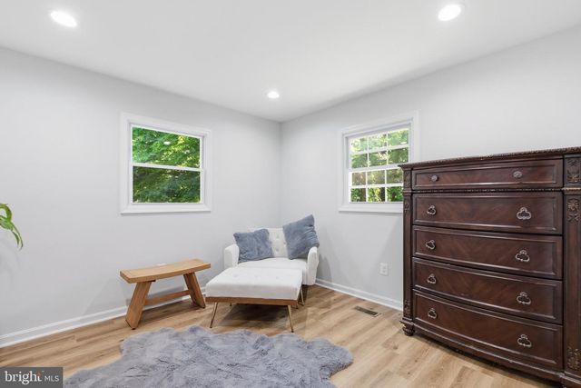 8053 ROCKY LN, Warrenton, VA 20187
