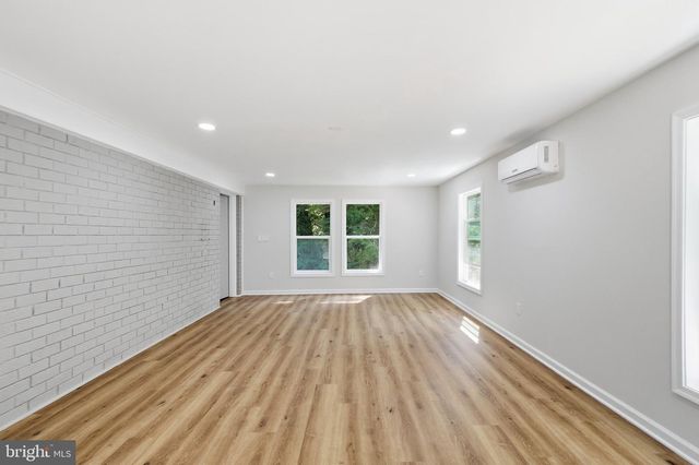 8053 ROCKY LN, Warrenton, VA 20187
