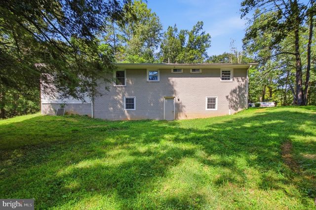 8053 ROCKY LN, Warrenton, VA 20187
