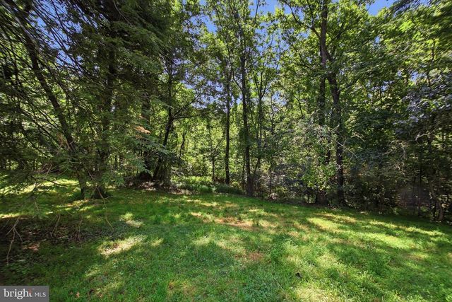8053 ROCKY LN, Warrenton, VA 20187