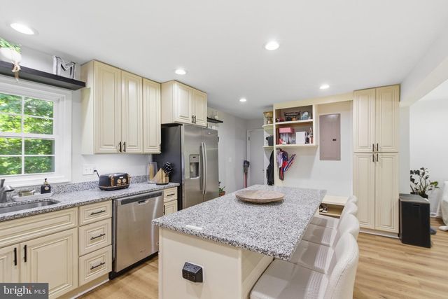 8053 ROCKY LN, Warrenton, VA 20187