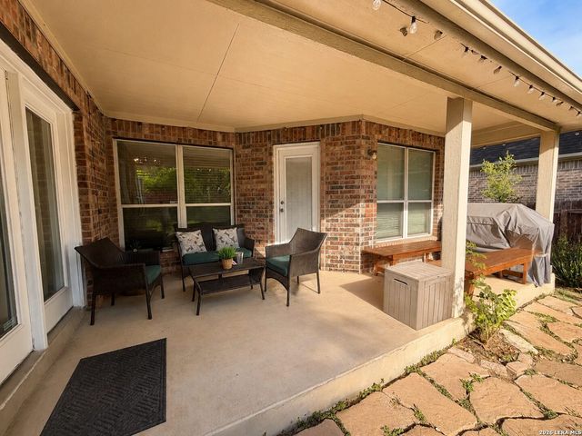 19317 Fenwick Crest, San Antonio, TX 78258