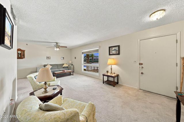 10210 W TWIN OAKS Drive, Sun City, AZ 85351