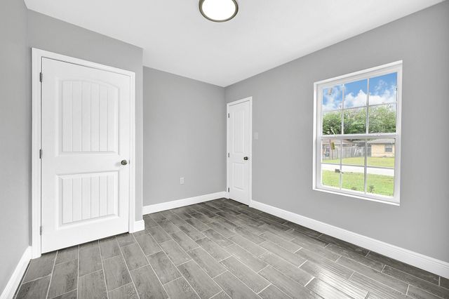 10122 Rockaway Drive, Houston, TX 77016