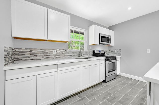 10122 Rockaway Drive, Houston, TX 77016