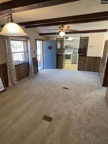 1704 Thunderwood Road, Lugoff, SC 29078