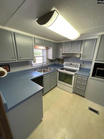 1704 Thunderwood Road, Lugoff, SC 29078