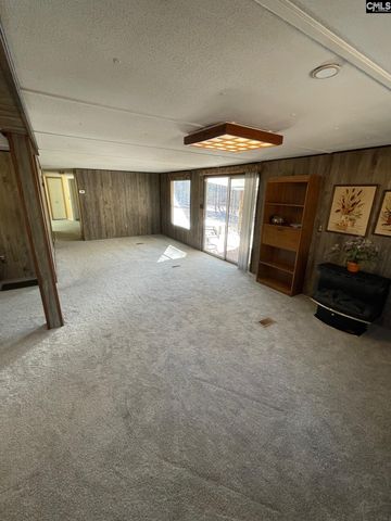 1704 Thunderwood Road, Lugoff, SC 29078