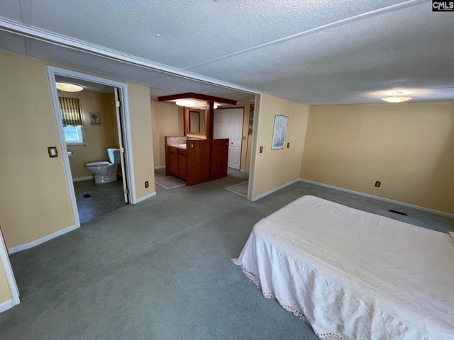 1704 Thunderwood Road, Lugoff, SC 29078