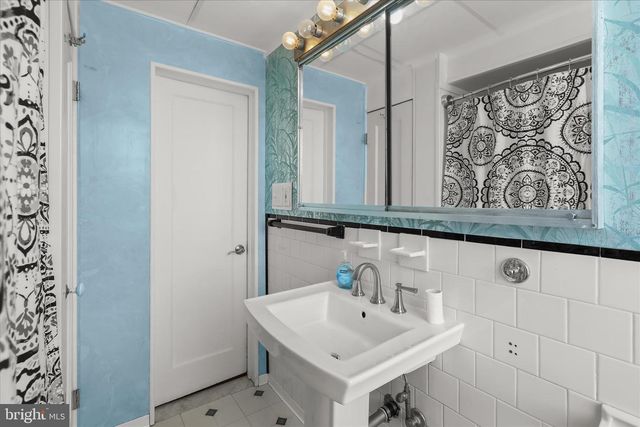1823 DEVERON RD, Towson, MD 21286