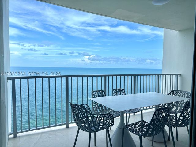 881 Ocean Dr 25E, Key Biscayne, FL 33149